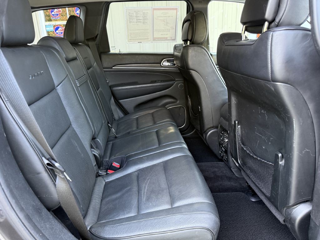 2017 Jeep Grand Cherokee Image 16