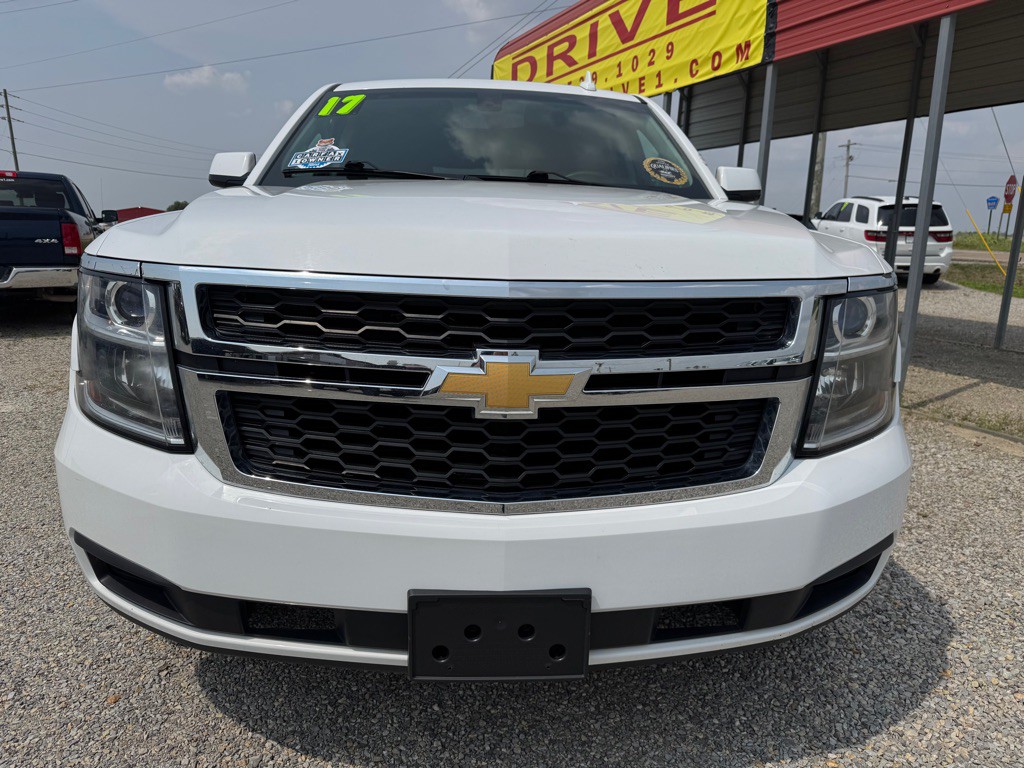 2017 Chevrolet Tahoe Image 2