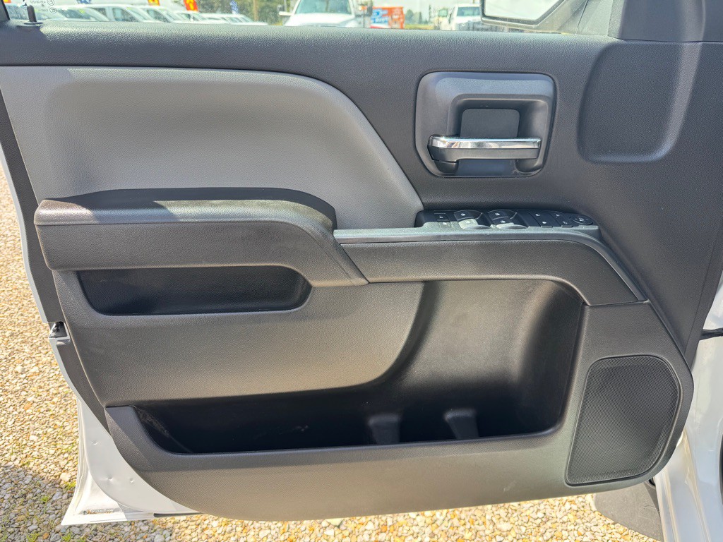 2017 Chevrolet Silverado 1500 Image 9