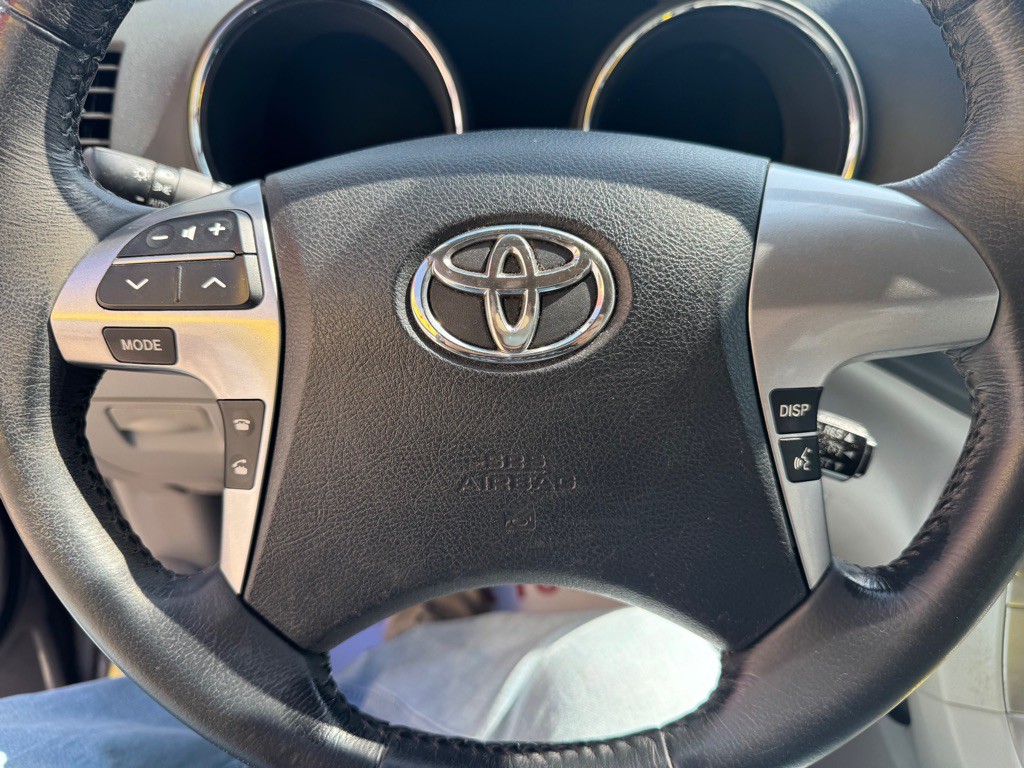 2013 Toyota Highlander Image 14