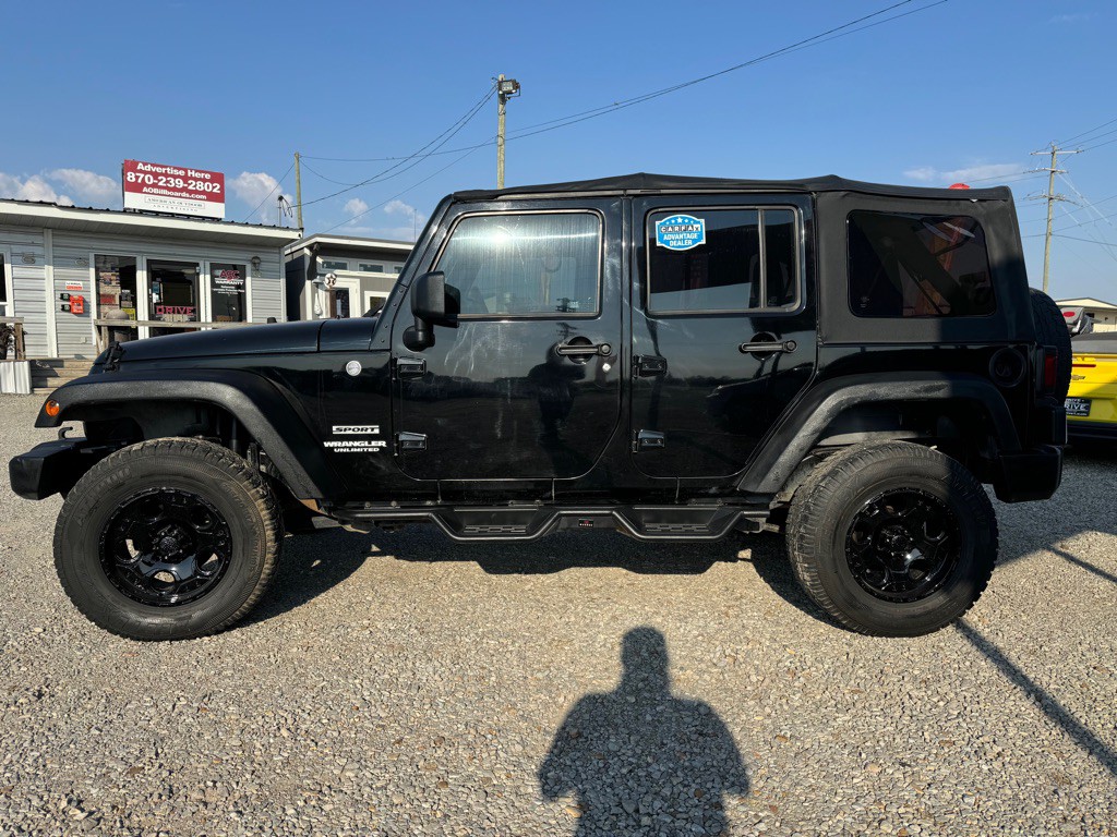 2013 Jeep Wrangler Unlimited Image 3