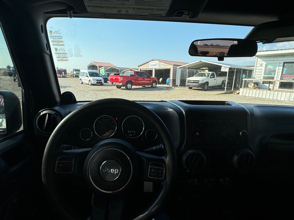 2013 Jeep Wrangler Unlimited Image 12