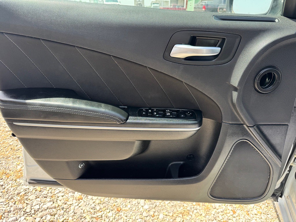 2016 Dodge Charger Image 7