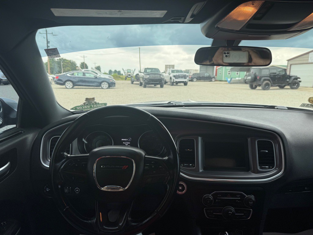 2019 Dodge Charger Image 9