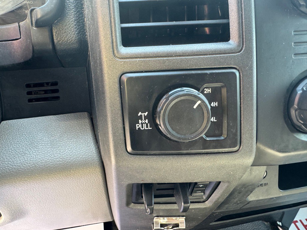 2017 Ford F-350 Image 13