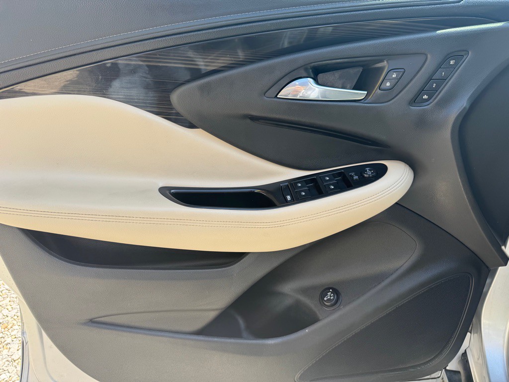 2019 Buick Envision Image 11