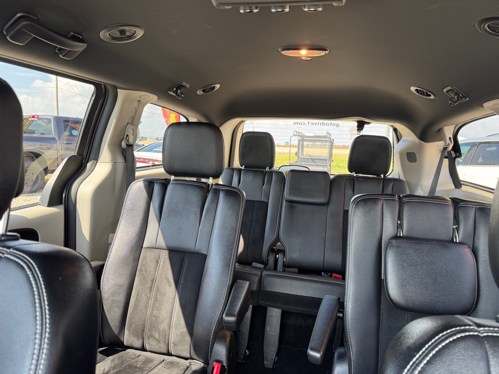 2017 Dodge Grand Caravan Image 19