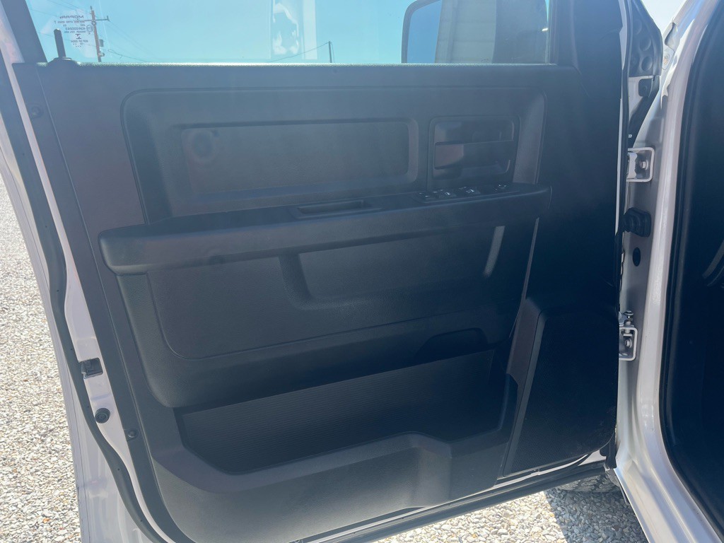 2019 RAM 1500 Image 7