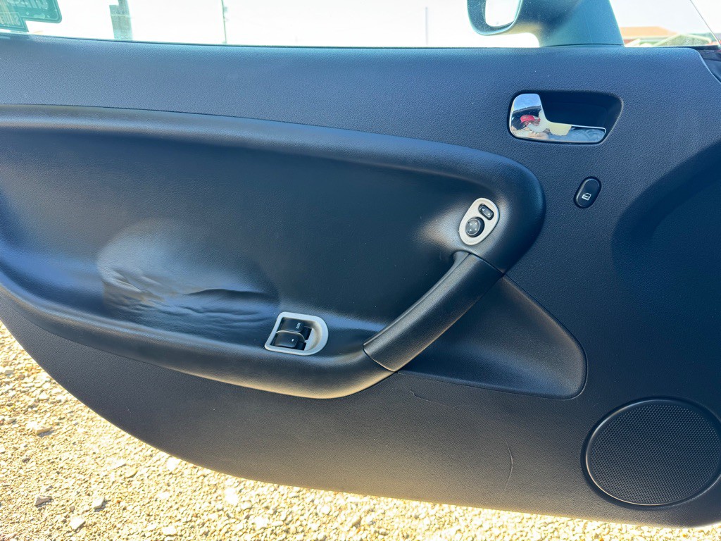 2007 Pontiac Solstice Image 9
