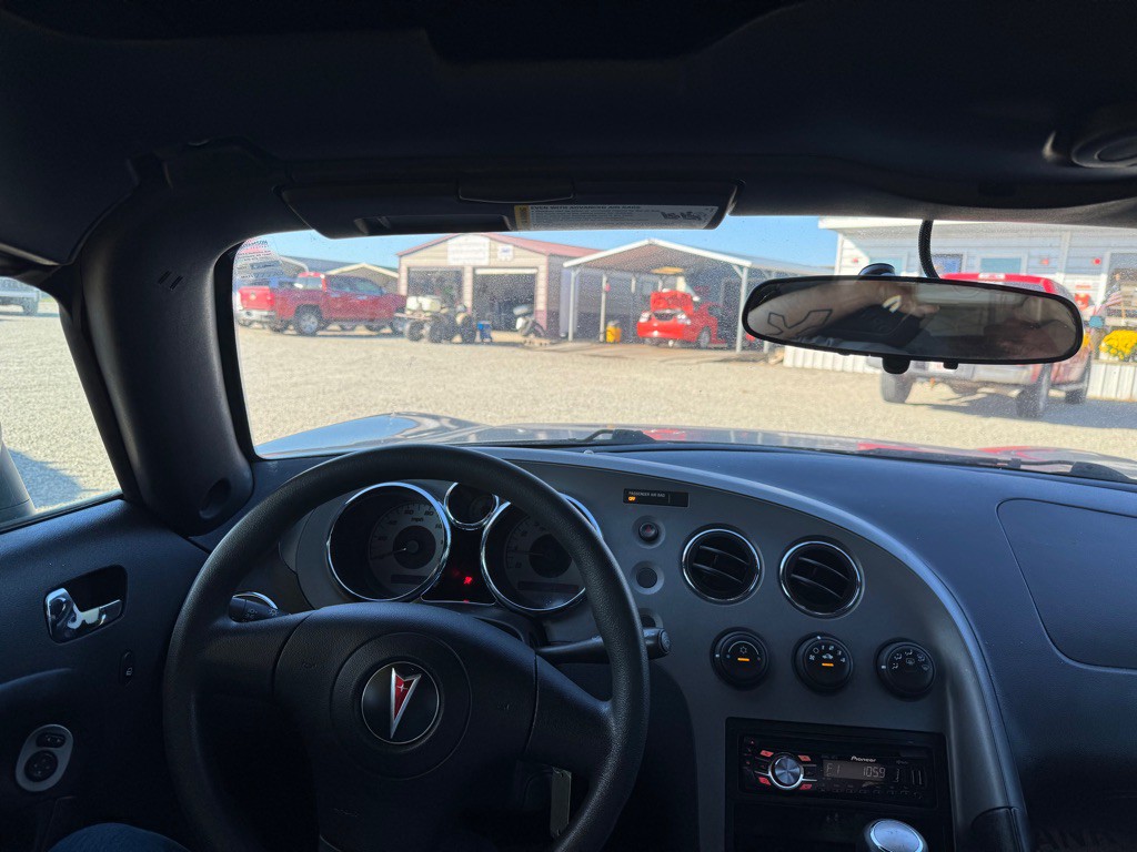 2007 Pontiac Solstice Image 11