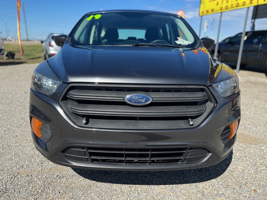 2019 Ford Escape Image 2