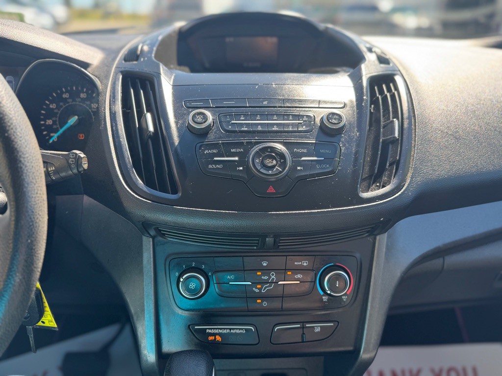 2019 Ford Escape Image 16