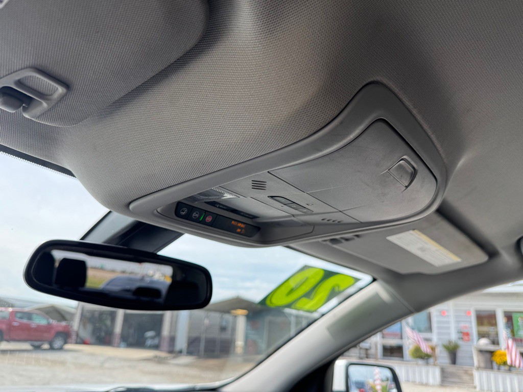 2020 GMC Acadia Image 17