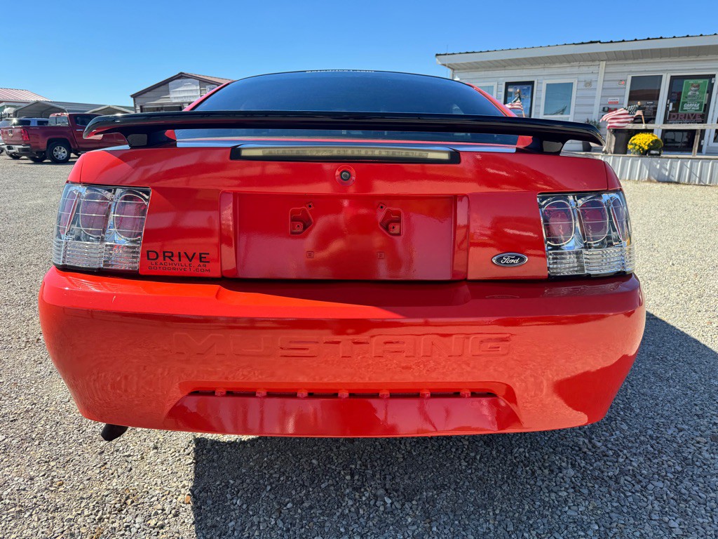 2004 Ford Mustang Image 6