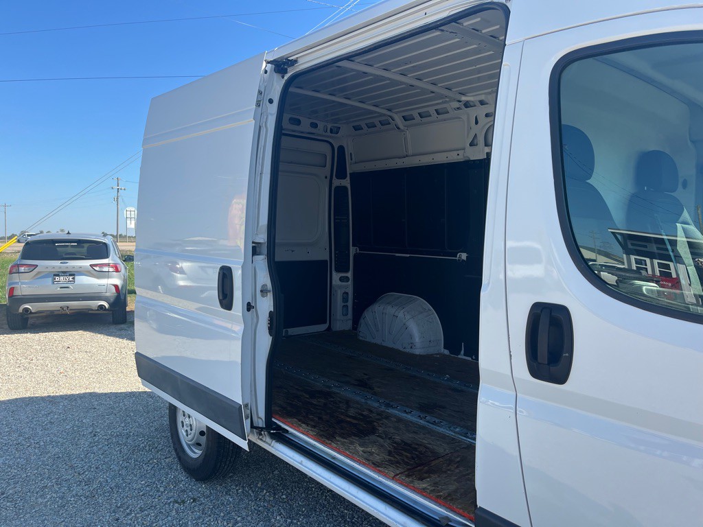2018 RAM Promaster Image 10