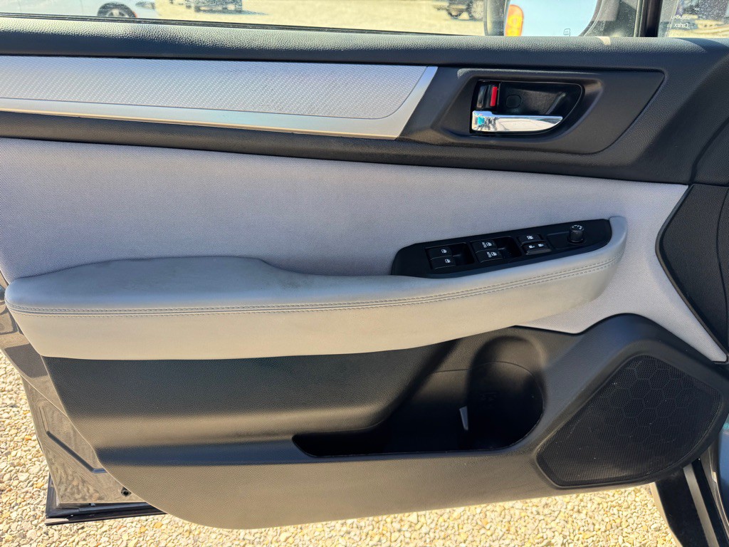 2018 Subaru Outback Image 10