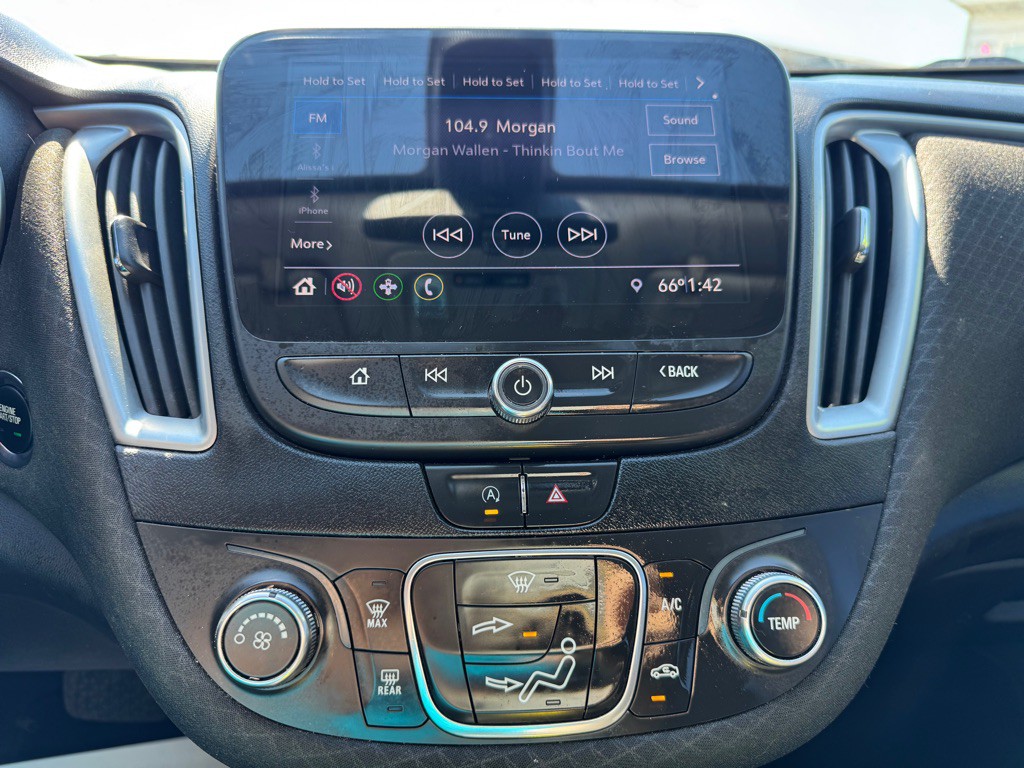 2020 Chevrolet Malibu Image 14