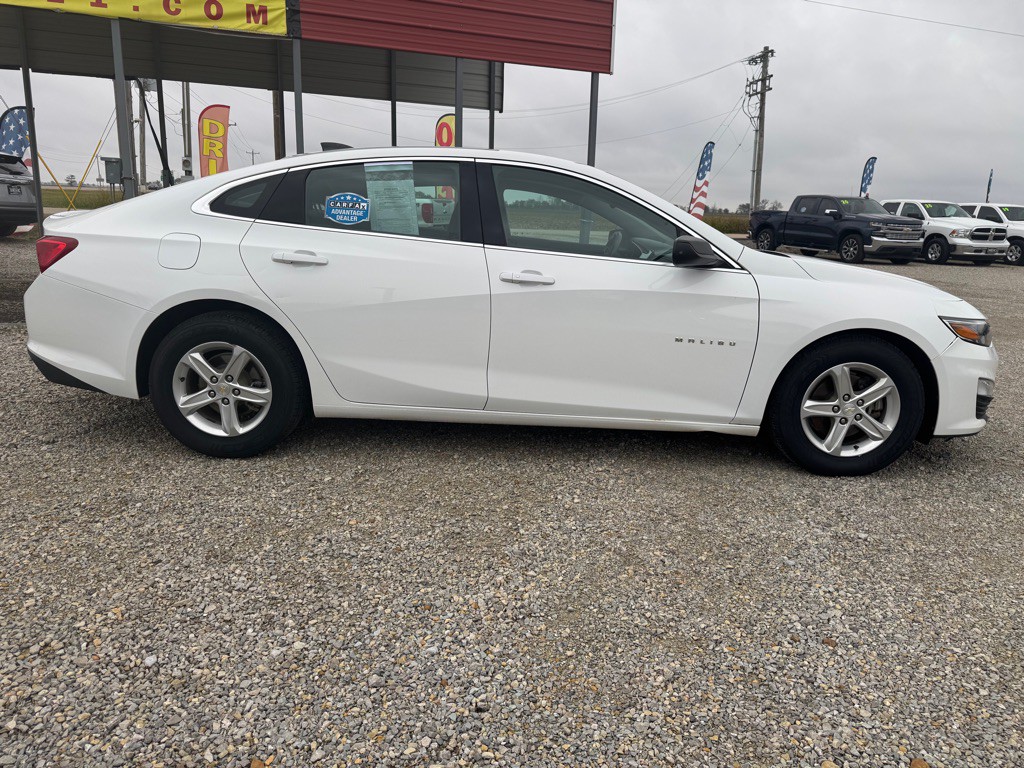 2023 Chevrolet Malibu Image 8