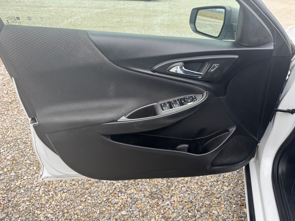 2023 Chevrolet Malibu Image 11