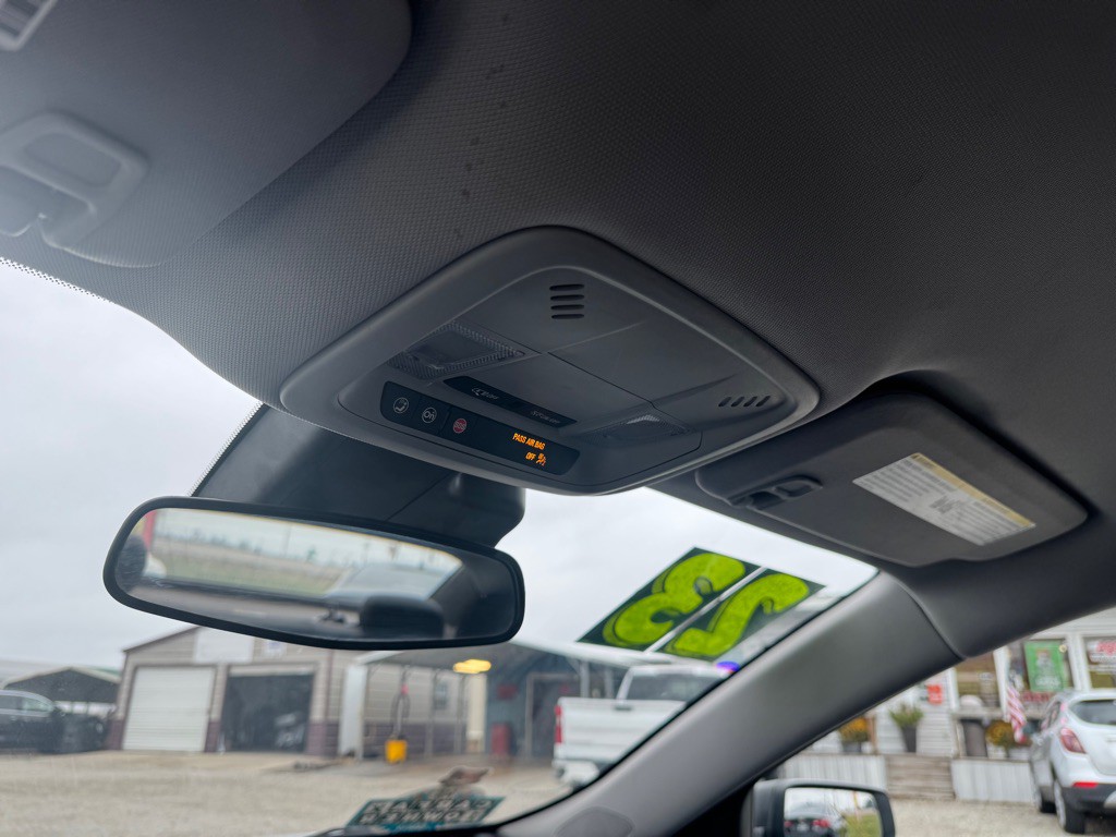 2023 Chevrolet Malibu Image 18