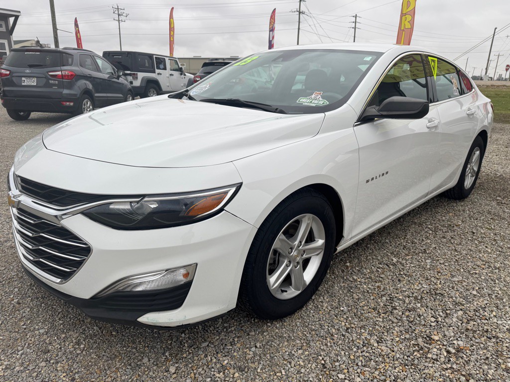 2023 Chevrolet Malibu Image 4