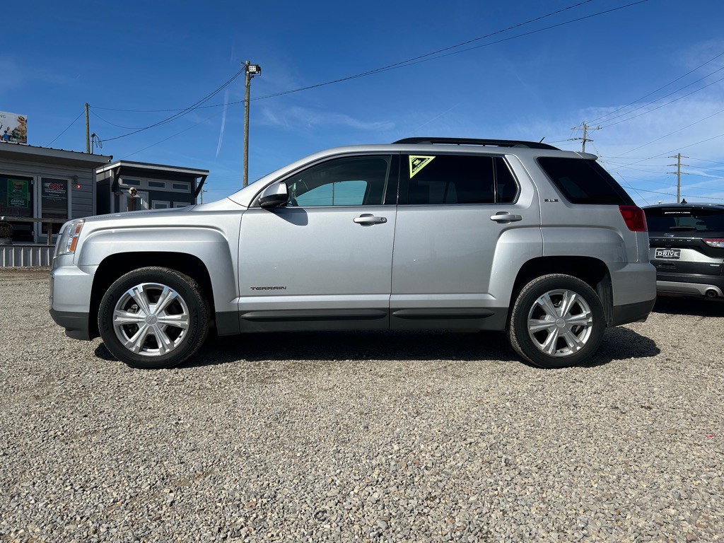 2017 GMC Terrain Image 4