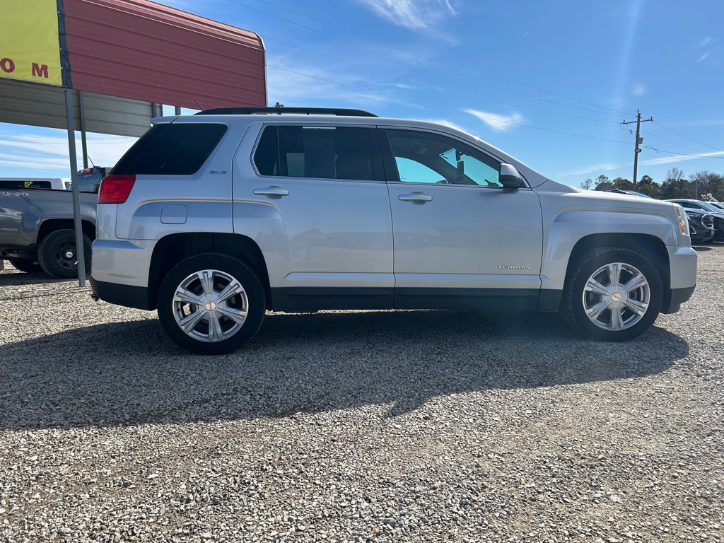 2017 GMC Terrain Image 8