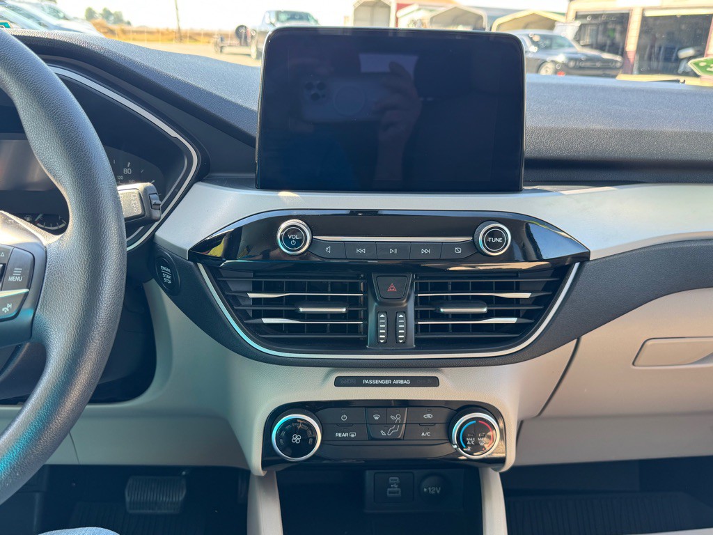 2022 Ford Escape Image 17