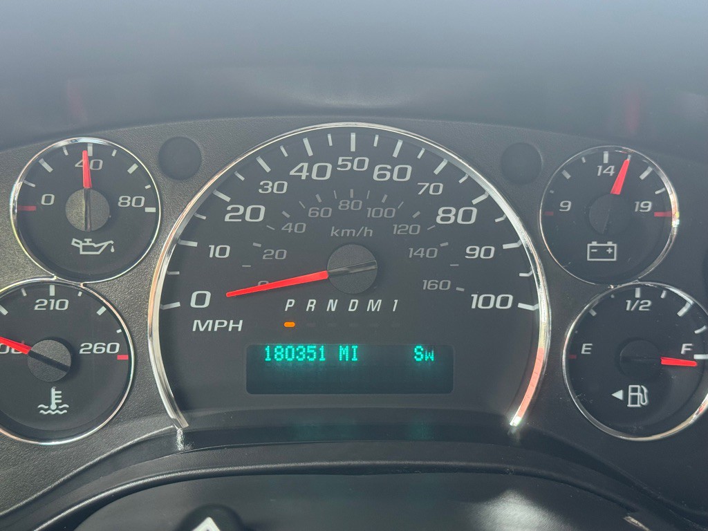 2019 Chevrolet Express Image 15