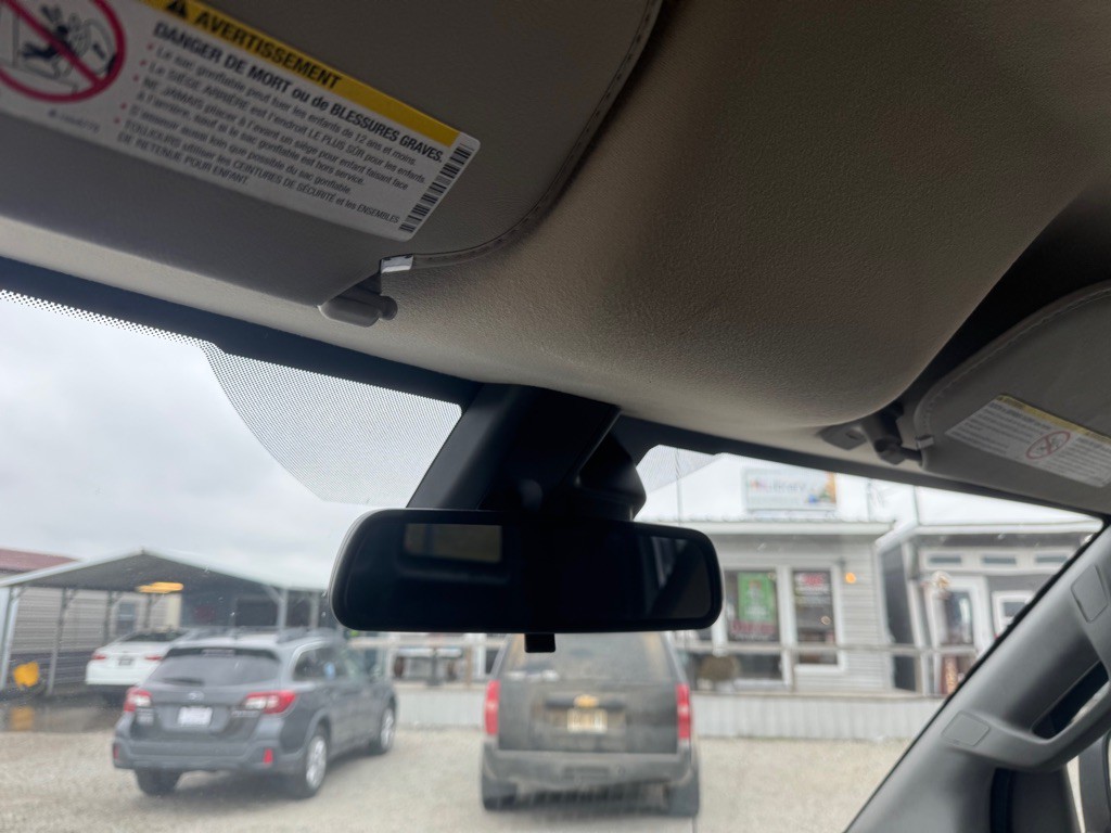 2019 Chevrolet Express Image 17