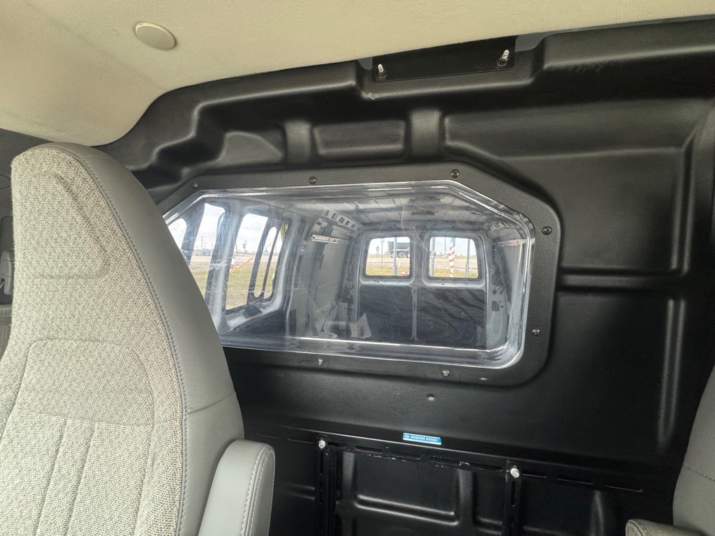 2019 Chevrolet Express Image 18