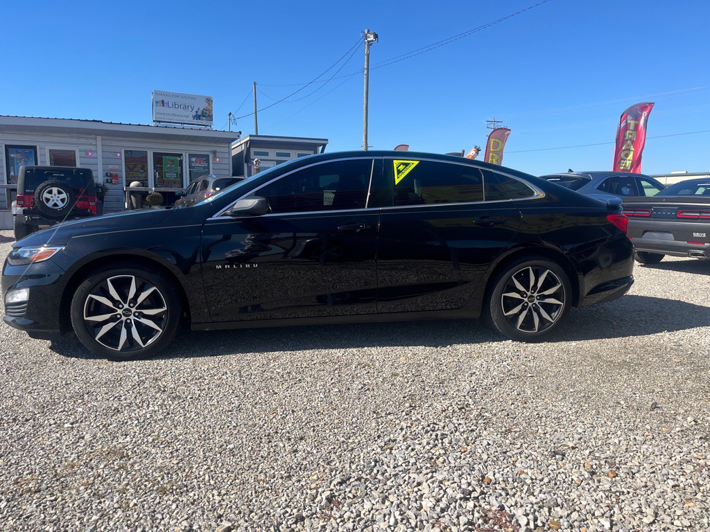 2019 Chevrolet Malibu Image 4