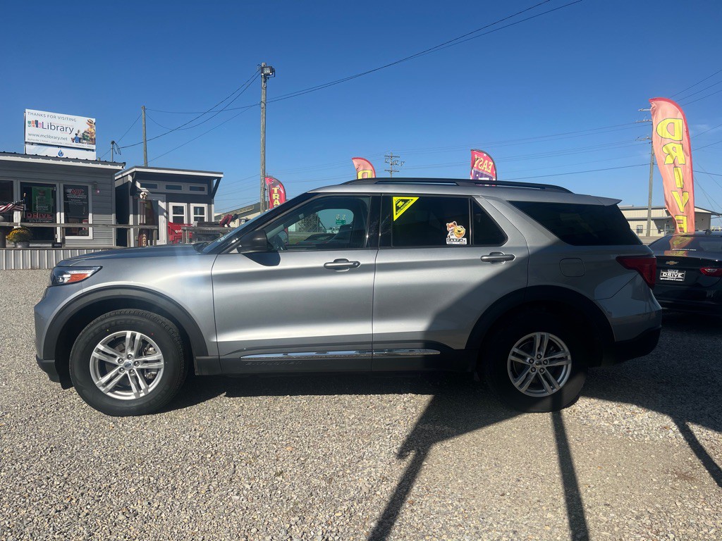 2023 Ford Explorer Image 4