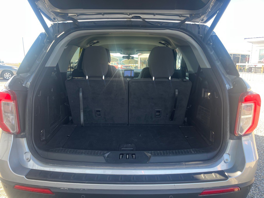 2023 Ford Explorer Image 8