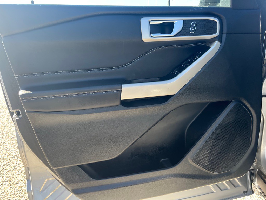 2023 Ford Explorer Image 10