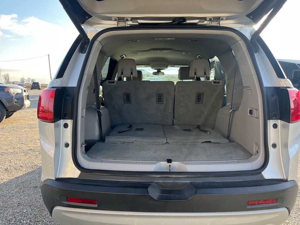 2017 GMC Acadia Image 9