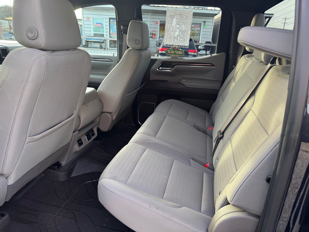 2023 Chevrolet Silverado 1500 Image 5