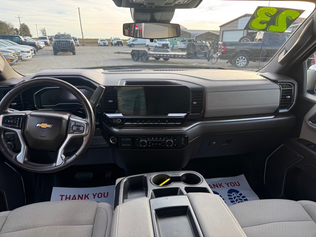 2023 Chevrolet Silverado 1500 Image 6