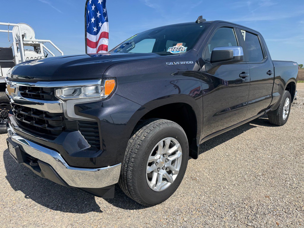 2023 Chevrolet Silverado 1500 Image 3