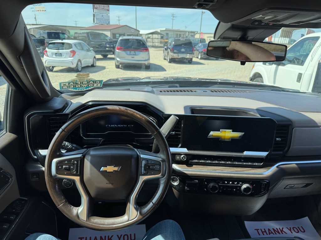 2023 Chevrolet Silverado 1500 Image 12