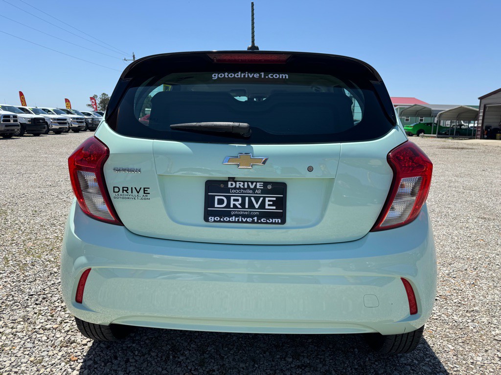 2017 Chevrolet Spark Image 3
