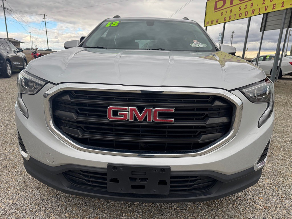 2018 GMC Terrain Image 2