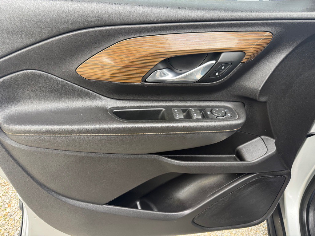 2018 GMC Terrain Image 11