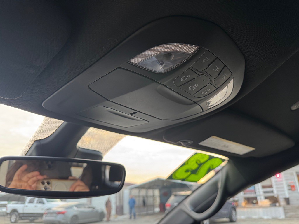 2023 Chrysler Pacifica Image 19