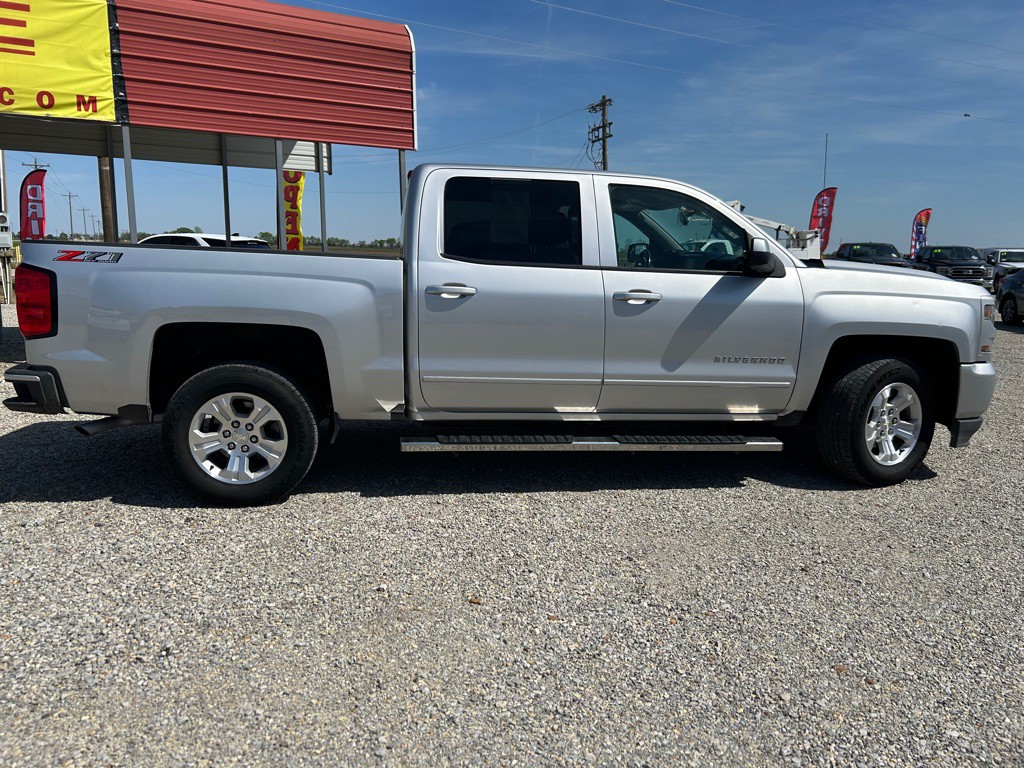 2018 Chevrolet Silverado 1500 Image 9