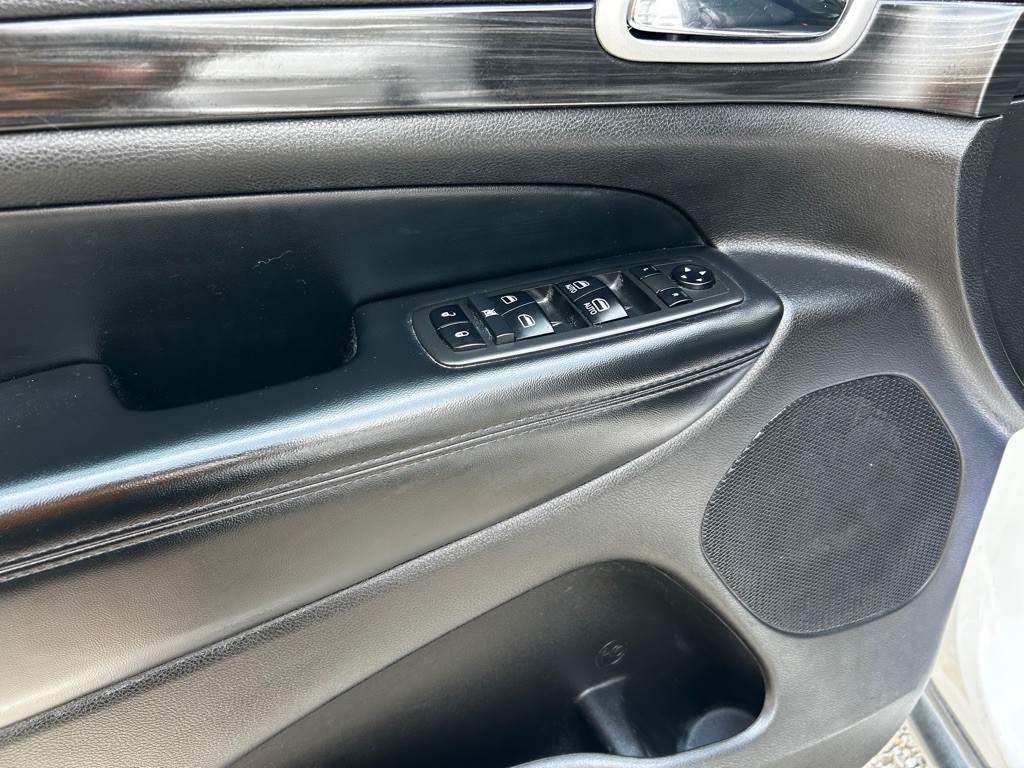 2021 Jeep Grand Cherokee Image 10