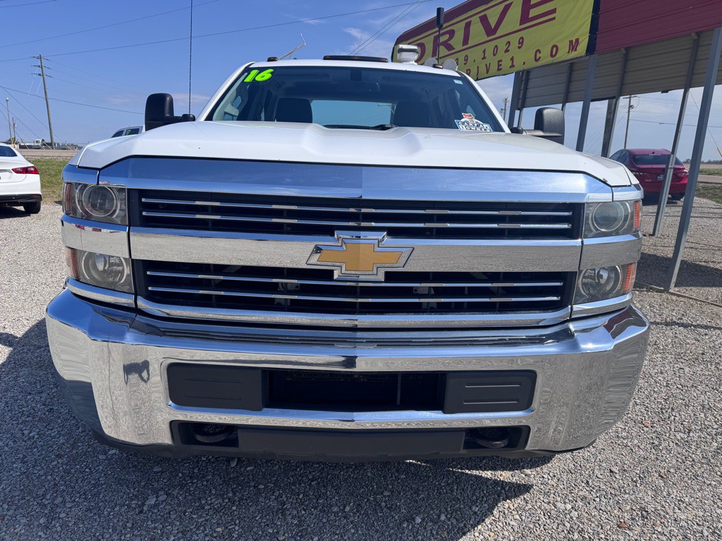 2016 Chevrolet Silverado 1500 Image 2