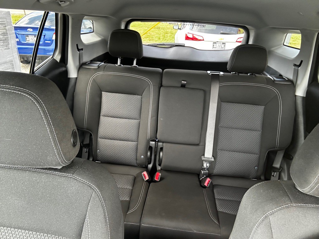 2023 GMC Terrain Image 15