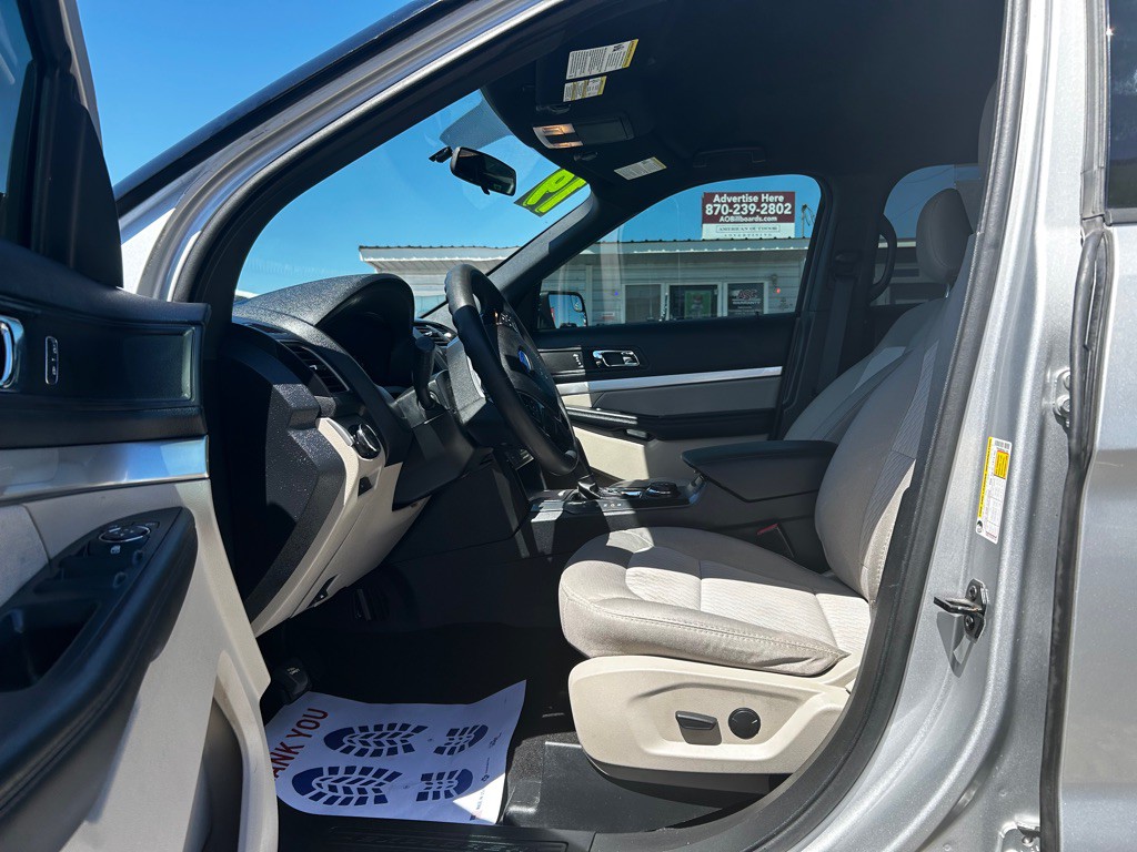 2019 Ford Explorer Image 10