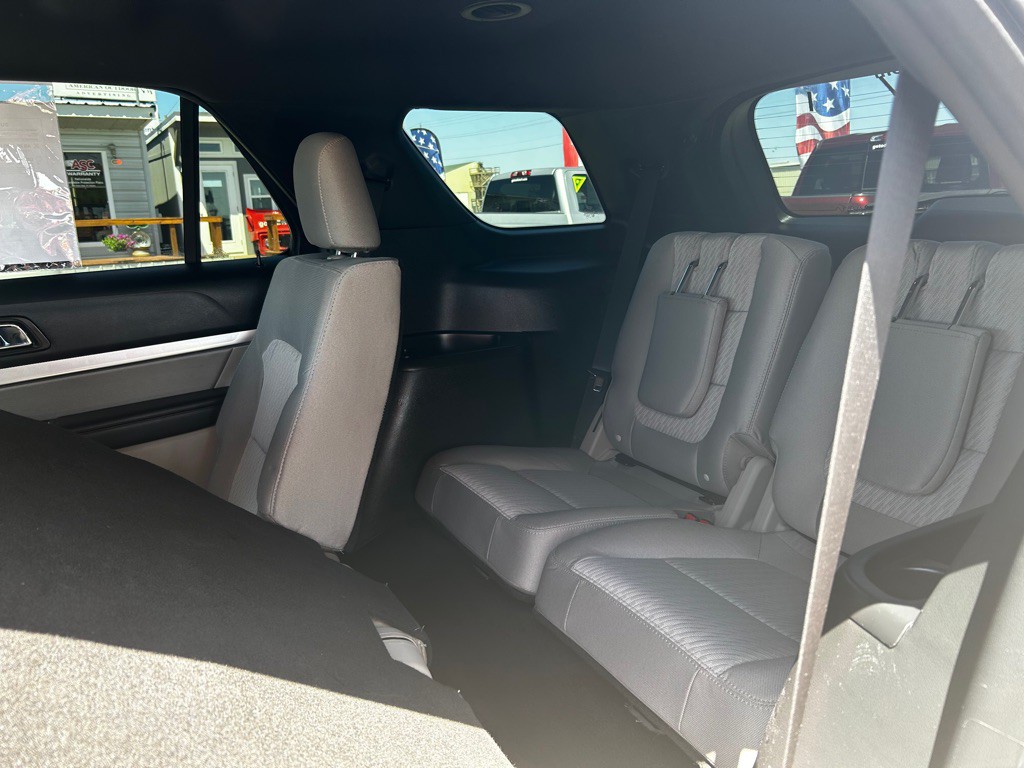 2019 Ford Explorer Image 12